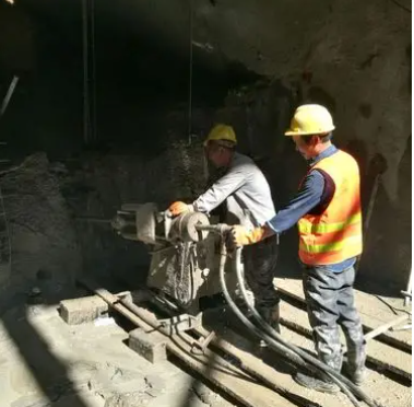 凉山水下抗分散灌浆料特点 水下不分散注浆料介绍